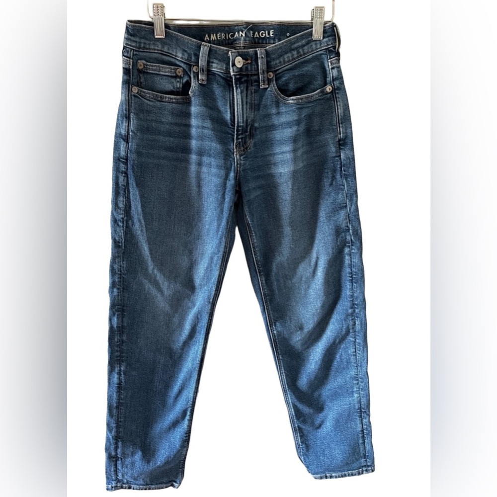 EUC AE Stretch 90’s Straight Jean Size 2 Short